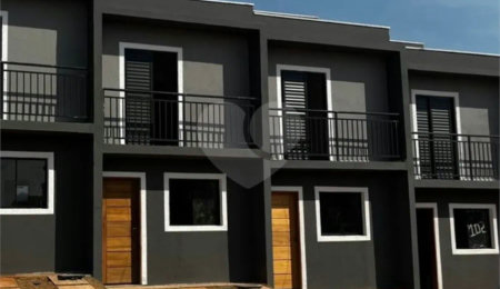 Sobrado à venda com 2 quartos em Chácara Ondas Verdes, Cotia, SP