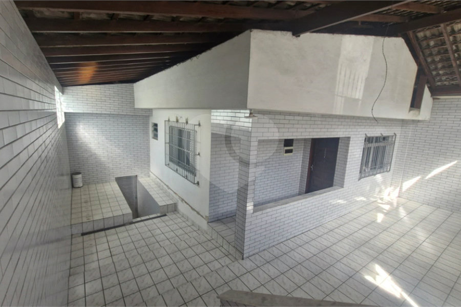 Sobrado à venda com 3 quartos, sendo 1 suíte, em Campo Grande, São Paulo, SP