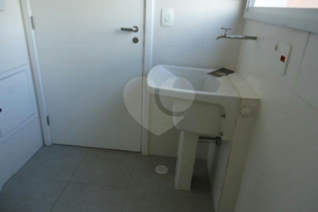 Apartamento à venda com 3 quartos, sendo 1 suíte, em Vila Suzana, São Paulo, SP