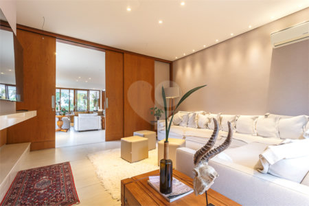 Casa de Vila à venda com 5 suítes em Alto da Boa Vista, São Paulo, SP