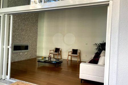 Apartamento à venda com 4 suítes em Vila Suzana, São Paulo, SP