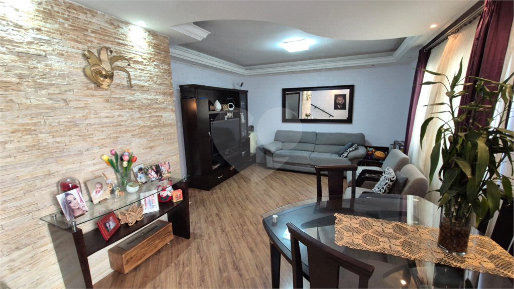 Casa à venda com 3 quartos, sendo 1 suíte, no condomínio Indefinido_ernani Pinto_439, São Paulo - SP
