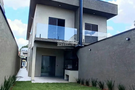 Casa à venda com 3 suítes em Alvinópolis, Atibaia, SP