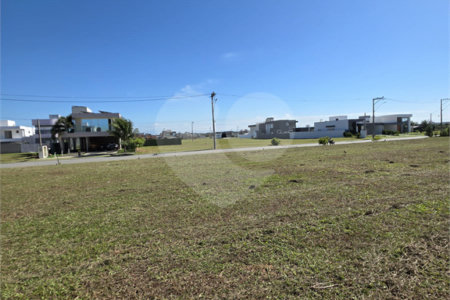 Terreno à venda em Ogiva, Cabo Frio, RJ