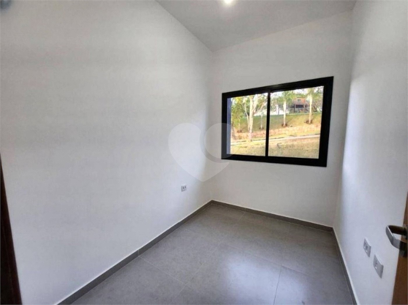 Casa à venda com 3 suítes no condomínio Residencial Jardim Primavera Louveira, Louveira - SP