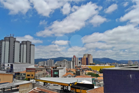 Casa Térrea à venda com 3 quartos em Vila Gustavo, São Paulo, SP