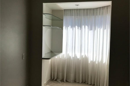 Apartamento à venda com 3 quartos, sendo 1 suíte, em Vila Andrade, São Paulo, SP