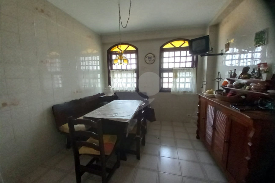 Sobrado à venda com 3 quartos, sendo 1 suíte, em Horto, São Paulo, SP