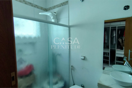 Casa em condomínio à venda com 3 quartos, sendo 1 suíte, em Iporanga, Sorocaba, SP