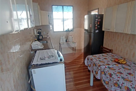 Triplex à venda com 5 quartos, sendo 1 suíte, em Santíssimo, Rio de Janeiro, RJ