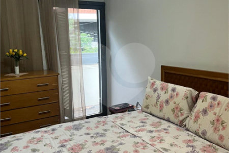 Casa à venda com 2 quartos, sendo 1 suíte, em Jardim das Acácias, São Paulo, SP