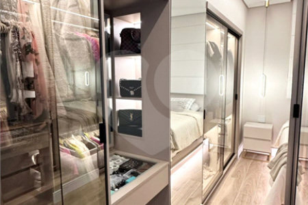 Apartamento de 140 m², 2 dormitórios sendo uma suìte, 3 vagas - Campo Belo/SP.