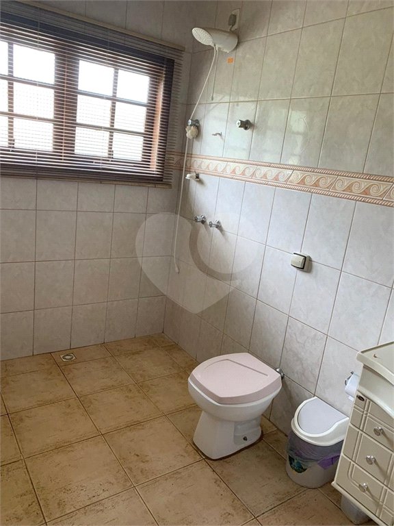 Casa ampla à venda no Vale das Flores em Atibaia