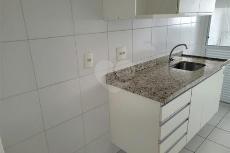 Apartamento à venda no Bom Retiro com 2 dormitórios