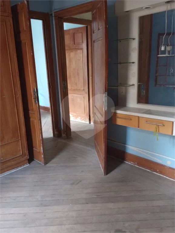 Amplo Sobrado de 330 m² no Coração do Cambuci!