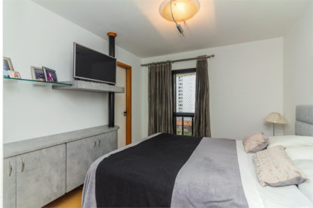 Apartamento à venda com 4 quartos, sendo 3 suítes, em Alto da Lapa, São Paulo, SP