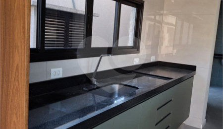 Casa à venda com 3 suítes em Vila Esperia ou Giglio, Atibaia, SP