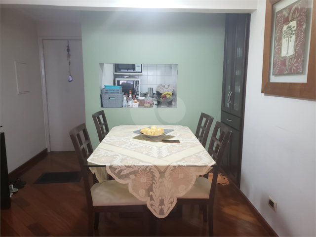 Apartamento à venda com 3 quartos, sendo 1 suíte,  em Alto da Boa Vista, São Paulo, SP