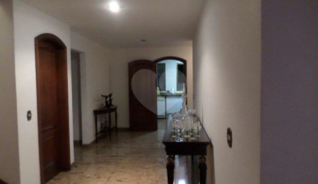 Sobrado à venda ou para alugar com 4 suítes em Morumbi, São Paulo, SP