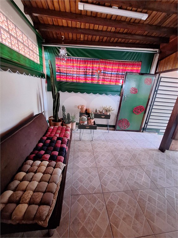 Sobrado à venda com 3 quartos em Tremembé, São Paulo, SP