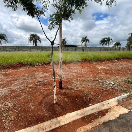 Terreno à venda no condomínio Residencial Quinta das Palmeiras, Itapetininga - SP