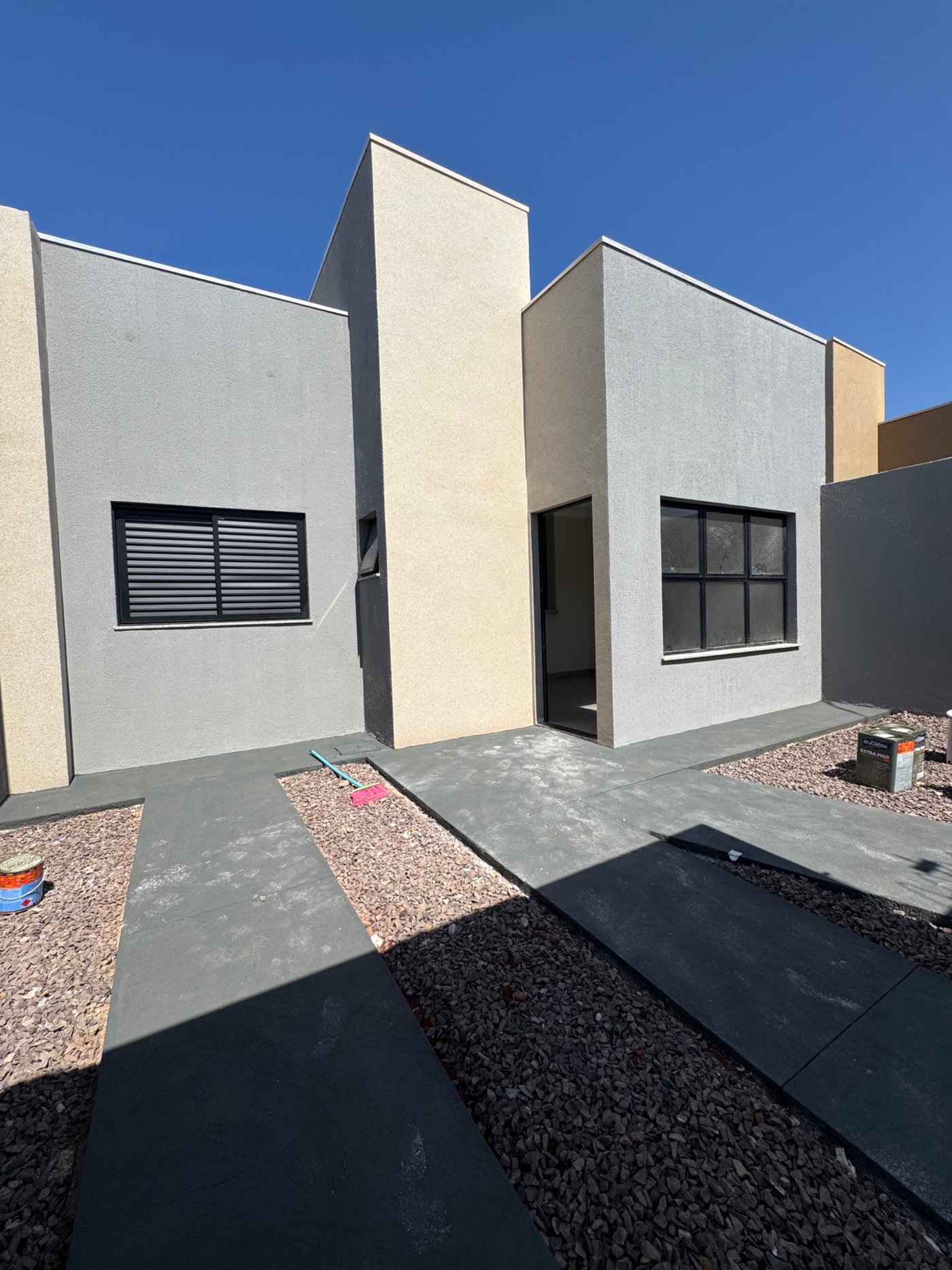 Casa à venda com 2 quartos em Ipê, Três Lagoas, MS