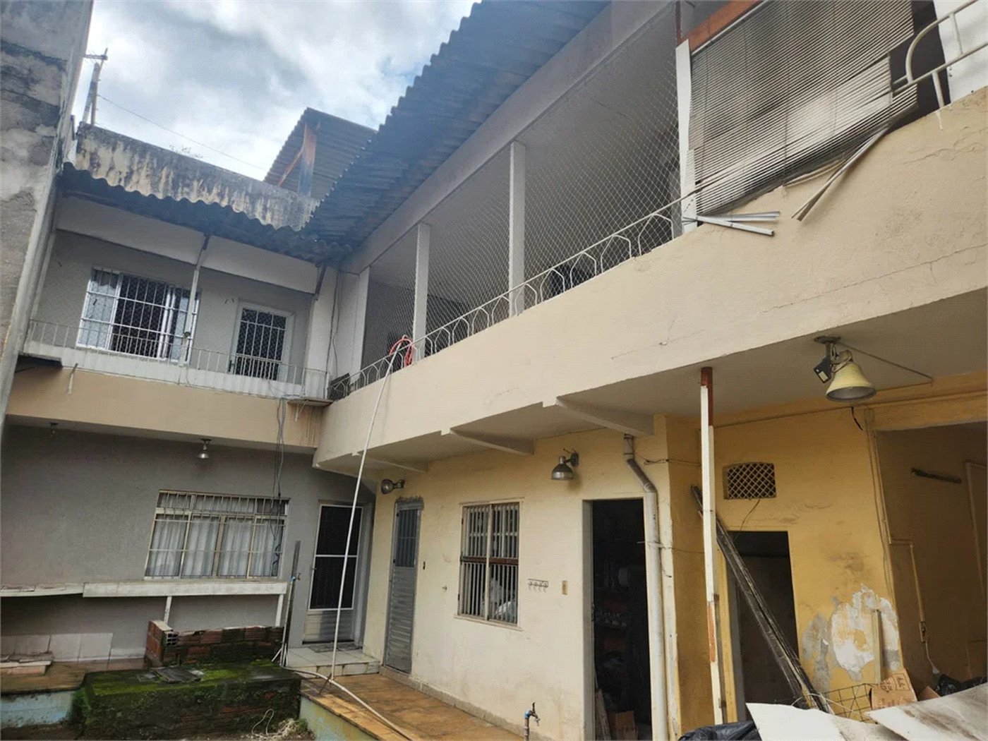 Casa à venda com 3 quartos, sendo 2 suítes, em Lapa, São Paulo, SP