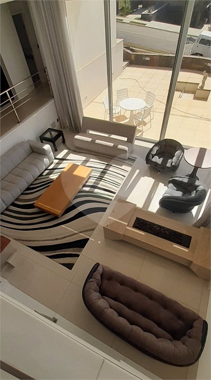 Casa à venda com 5 suítes em Tanque, Atibaia, SP