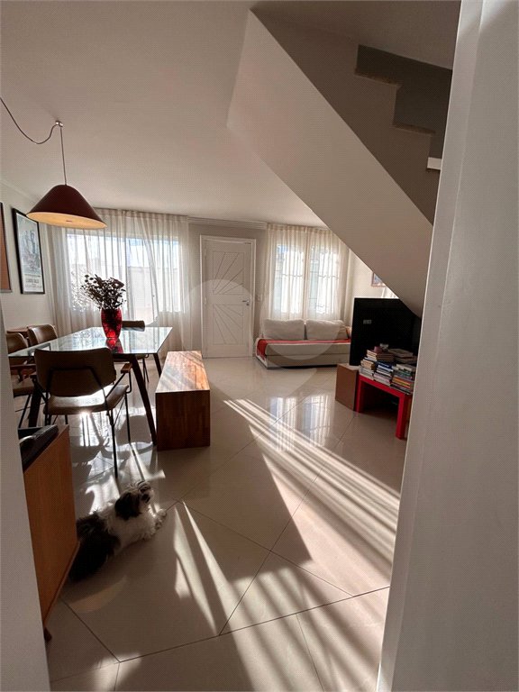 Casa à venda com 3 quartos, sendo 1 suíte, em Jardim Pinheiros, São Paulo, SP