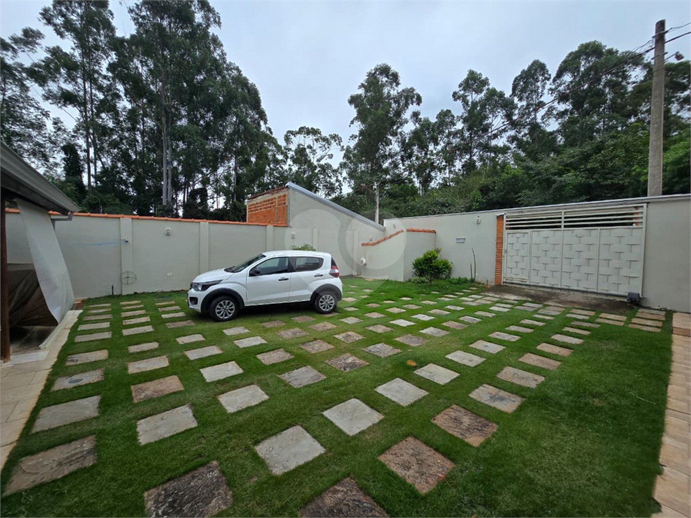 Chácara à venda com 3 quartos, sendo 1 suíte, em Cercadinho, Alambari, SP