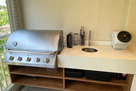 Apartamento à venda com 3 quartos, sendo 1 suíte, em Vila Andrade, São Paulo, SP
