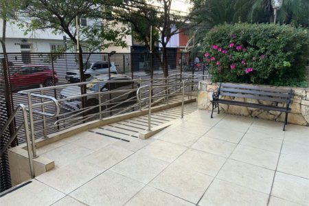 Apartamento à venda com 4 quartos, sendo 3 suítes,  em Pinheiros, São Paulo, SP