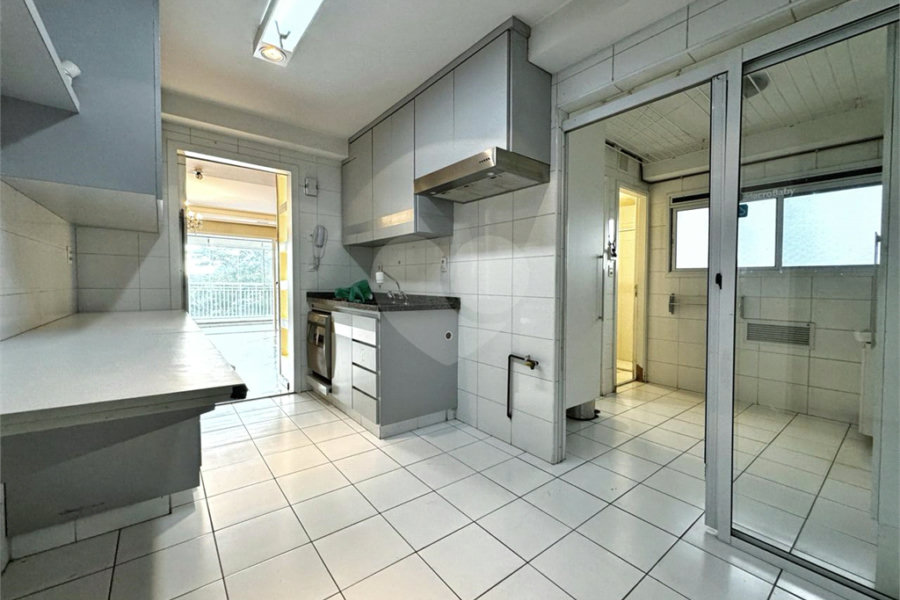 Apartamento à venda com 2 suítes em Barra Funda, São Paulo, SP