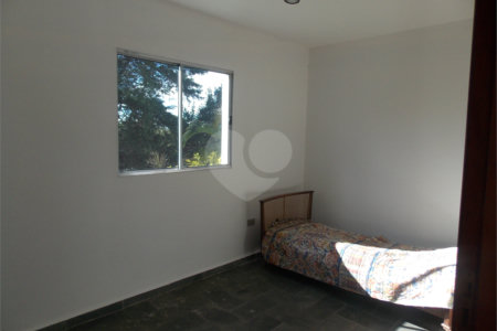 Casa à venda com 2 quartos, sendo 1 suíte, em Campos de Atibaia, Atibaia, SP