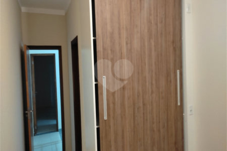 Sobrado à venda ou para alugar com 2 suítes em Jardim Nely, Indaiatuba, SP