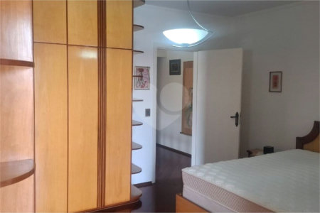 Casa à venda com 4 quartos, sendo 3 suítes, em Vila Aurora (zona Norte), São Paulo, SP