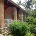 Sobrado à venda com 4 quartos, sendo 2 suítes, em Alpes da Cantareira, Mairiporã, SP