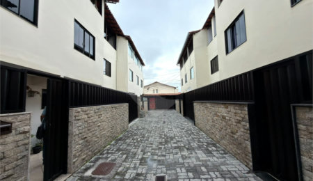 Casa à venda com 3 quartos em Jardim Caiçara, Cabo Frio, RJ