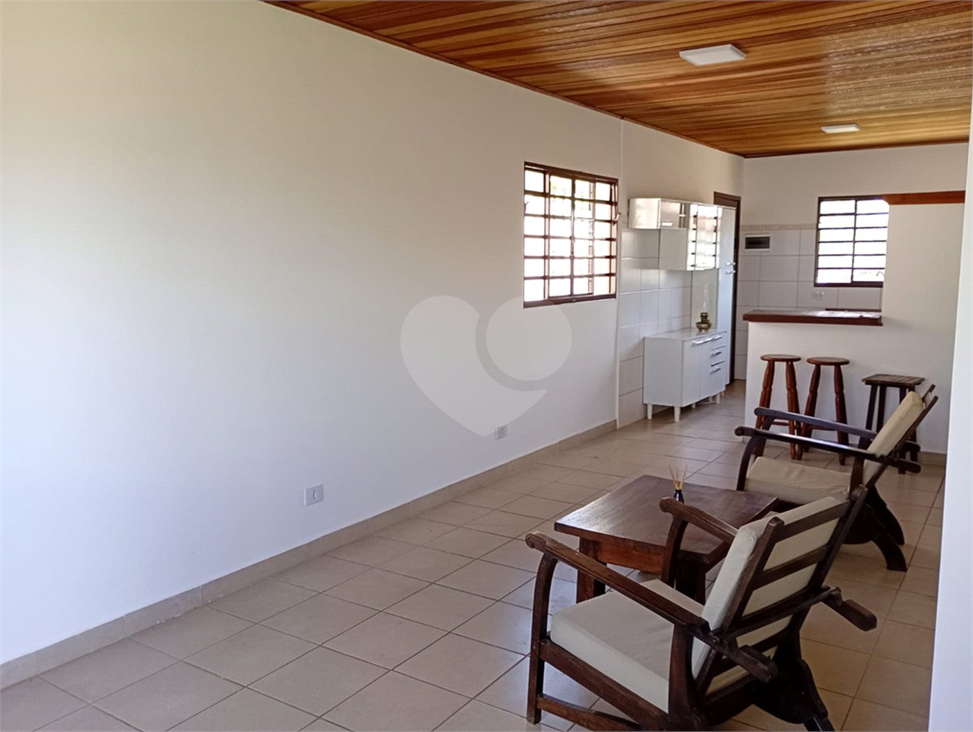 Casa Térrea à venda com 3 quartos em Guaxinduva, Atibaia, SP