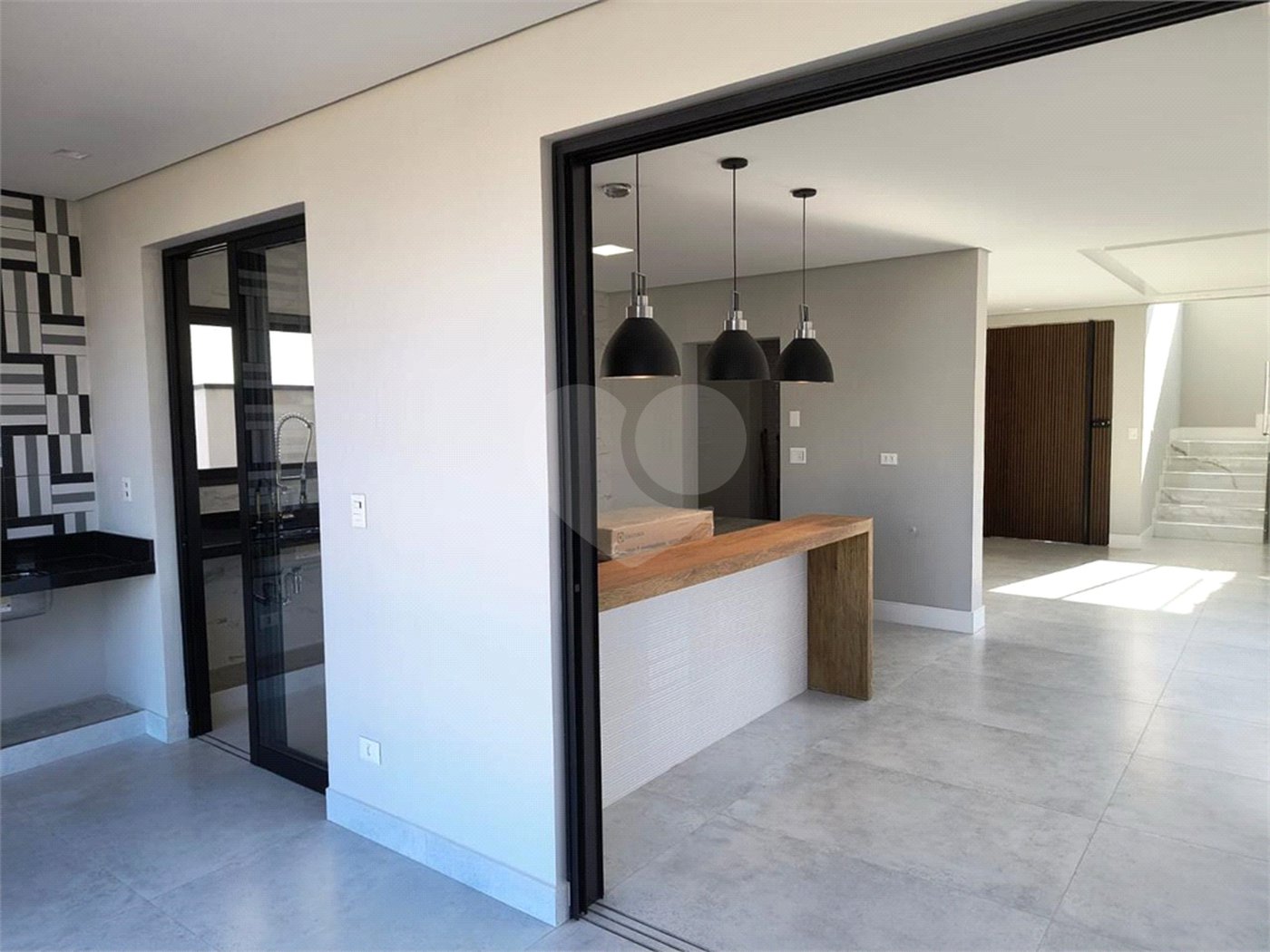 Casa à venda com 3 quartos, sendo 1 suíte, no condomínio Bella Città - Fazenda Rodeio, Mogi das Cruzes - SP