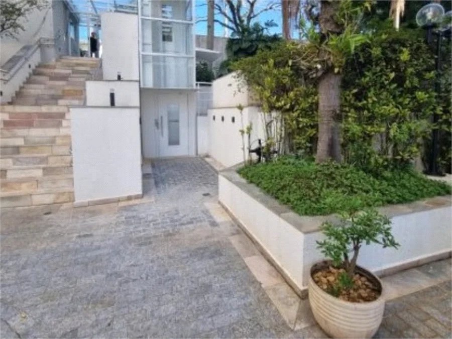 Apartamento à venda com 2 quartos, sendo 1 suíte, em Jardim Ester, São Paulo, SP
