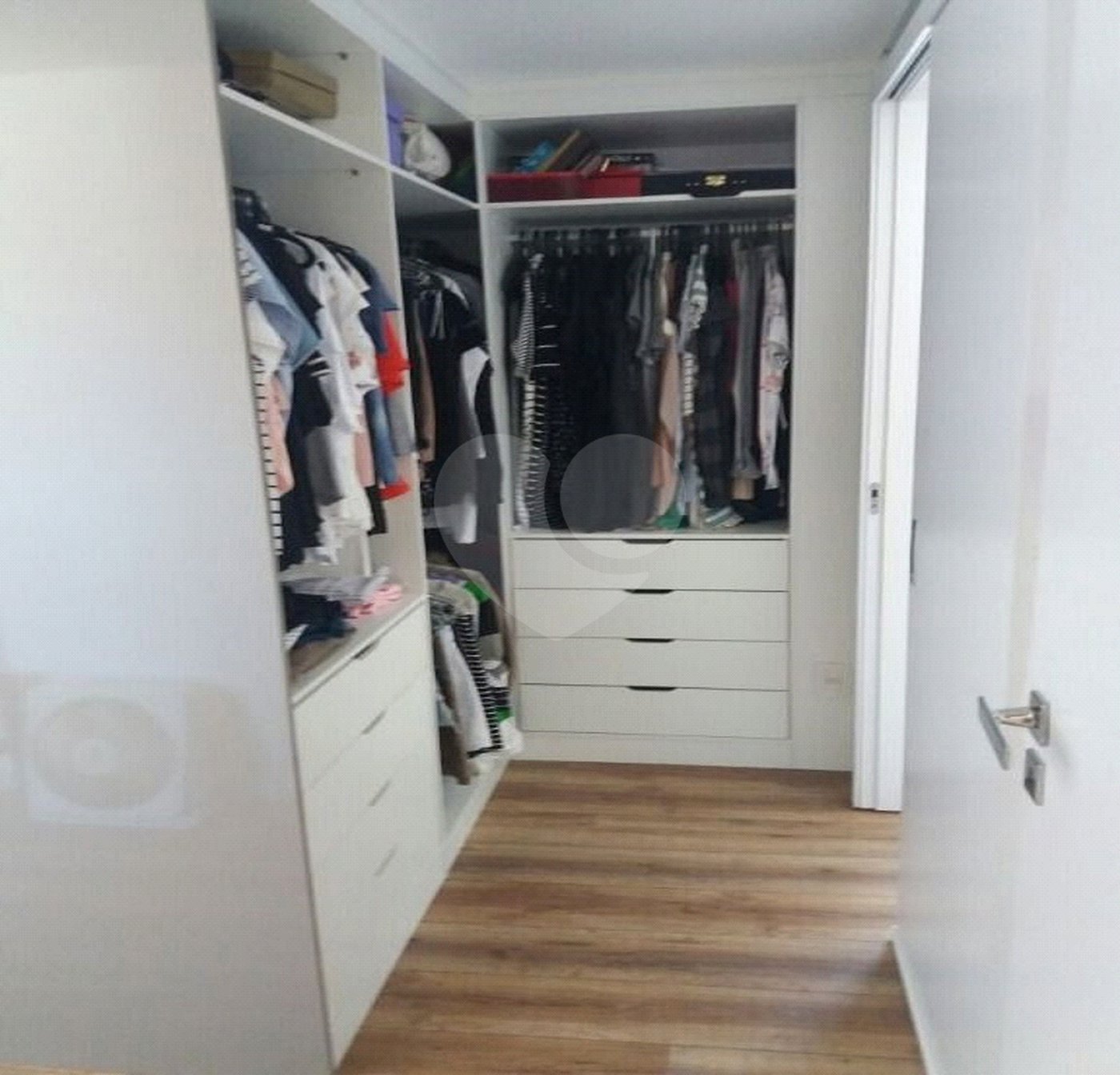 Duplex à venda com 3 suítes em Jardim Vergueiro, Sorocaba, SP