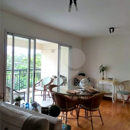 Apartamento à venda com 3 quartos, sendo 1 suíte, em Vila Sônia, São Paulo, SP