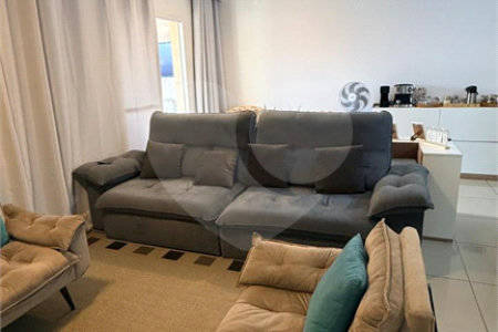 Apartamento à venda com 3 quartos, sendo 1 suíte, em Jardim Tupanci, Barueri, SP