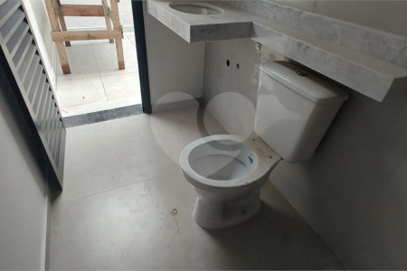 Casa Térrea à venda com 3 quartos, sendo 1 suíte,  em Nova Cerejeira, Atibaia, SP