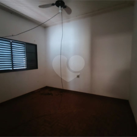 Casa à venda com 4 quartos, sendo 1 suíte, no Centro, Araraquara, SP