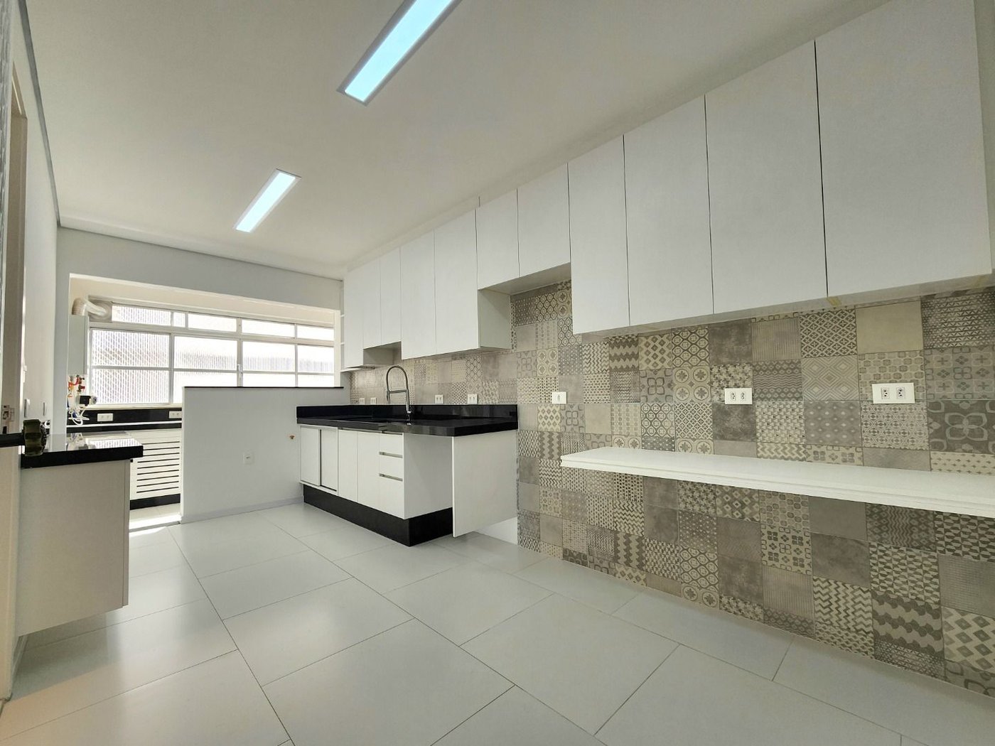 Apartamento com 3 dormitórios à venda, 127 m² por R$ 1.330.000,00 - Aparecida - Santos/SP