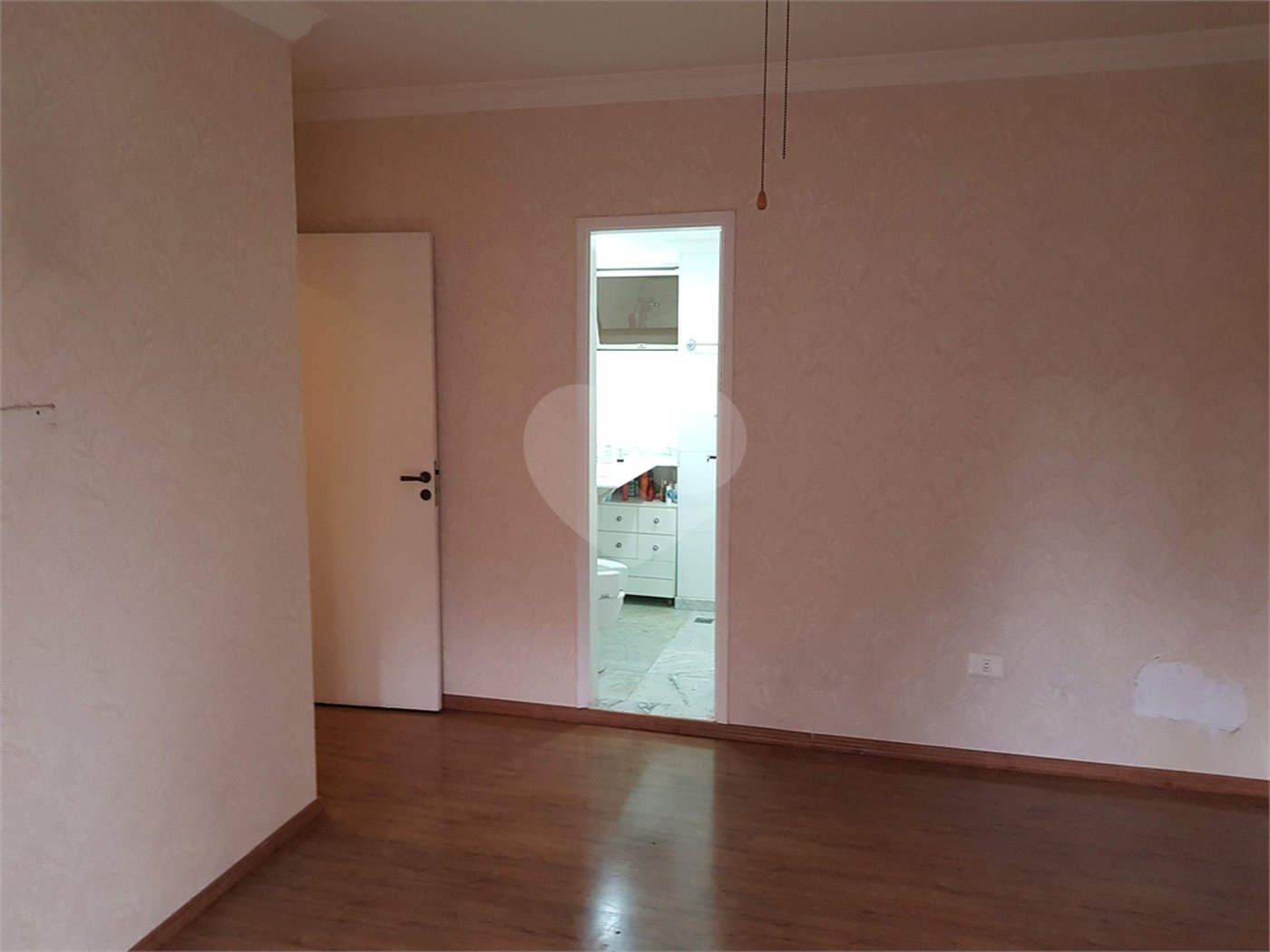 Apartamento à venda com 4 quartos, sendo 1 suíte, em Morumbi, São Paulo, SP