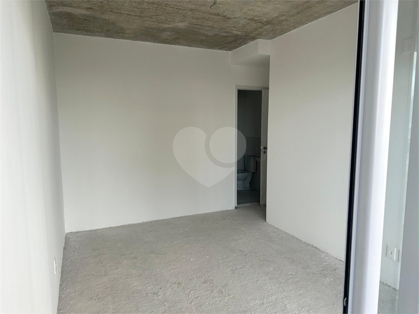 Apartamento à venda com 2 quartos, sendo 1 suíte,  em Recreio dos Bandeirantes, Rio de Janeiro, RJ