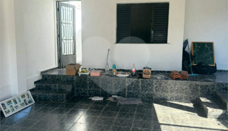 Casa à venda com 4 quartos, sendo 1 suíte,  em Jardim Florestal, Jundiaí, SP